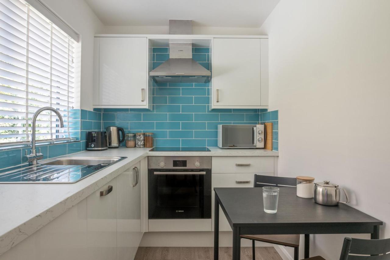 Riverside Apartment With Views And Parking Kingsbridge  Εξωτερικό φωτογραφία